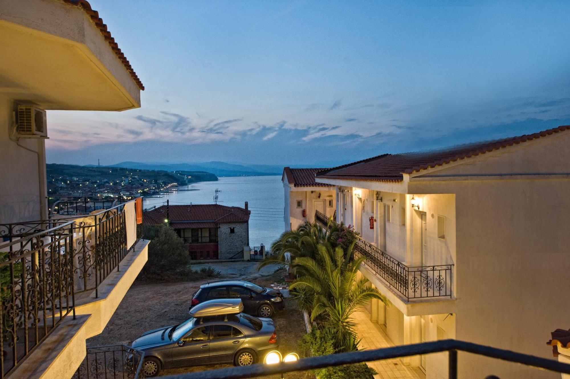 Lazaridis Luxury & Apartment *