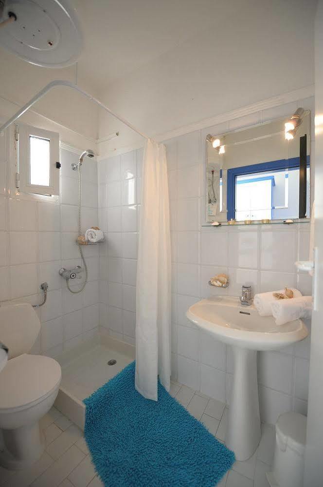 Lazaridis Luxury & * Nea Roda